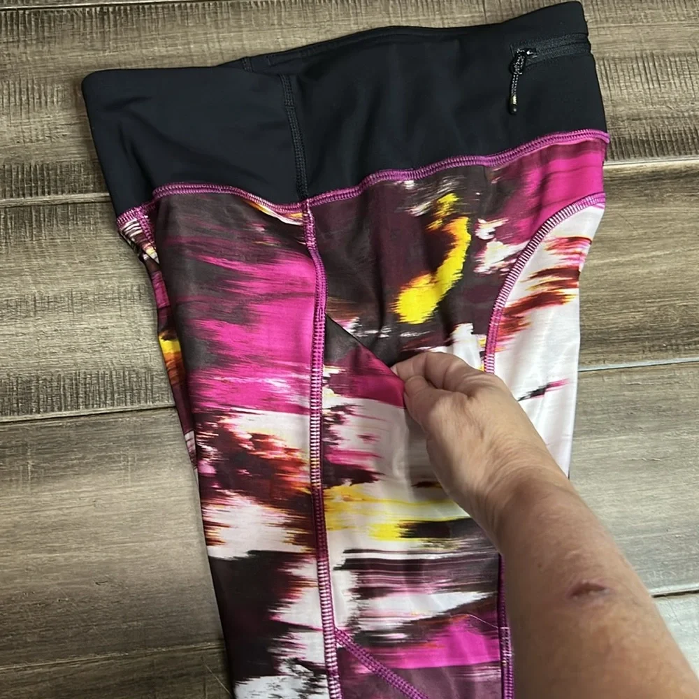 EUC Lululemon Speed Tight IV *Full-On Luxtreme 4